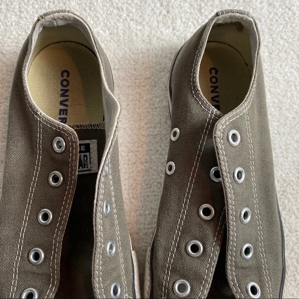 Converse all star shoes size 3